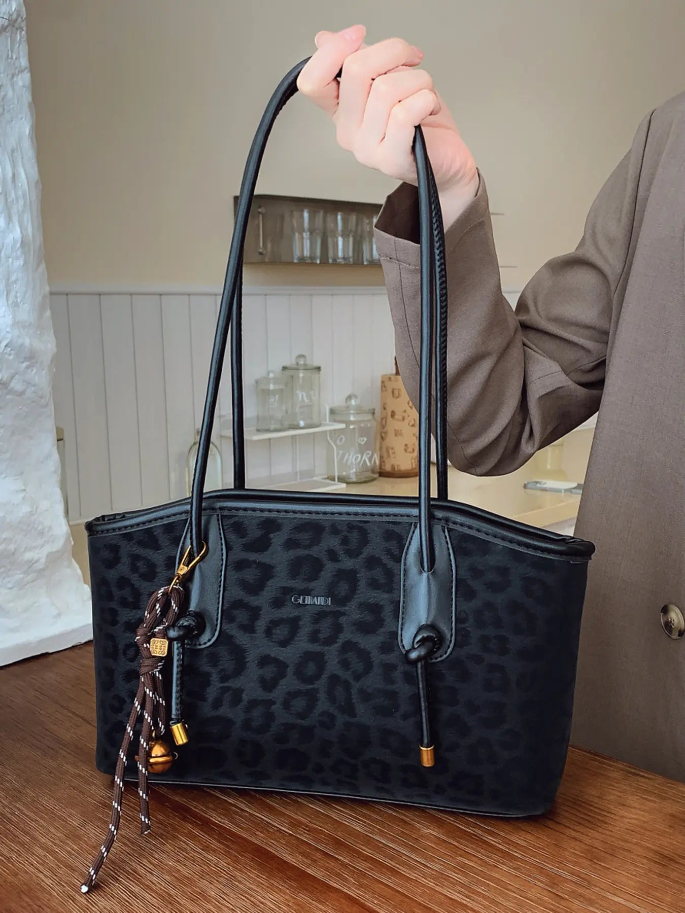 26 Women'S Elegant Solid Color Hobo Shoulder Bag, Everyday Shoulder Bag, Fashionable Large Capacity Crossbody Bag for Daily Used, Casual Trendy Versatile High-Quality Daily Commuting Bag